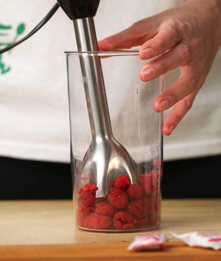 Cuisine_Himbeerpudding_01_desktop